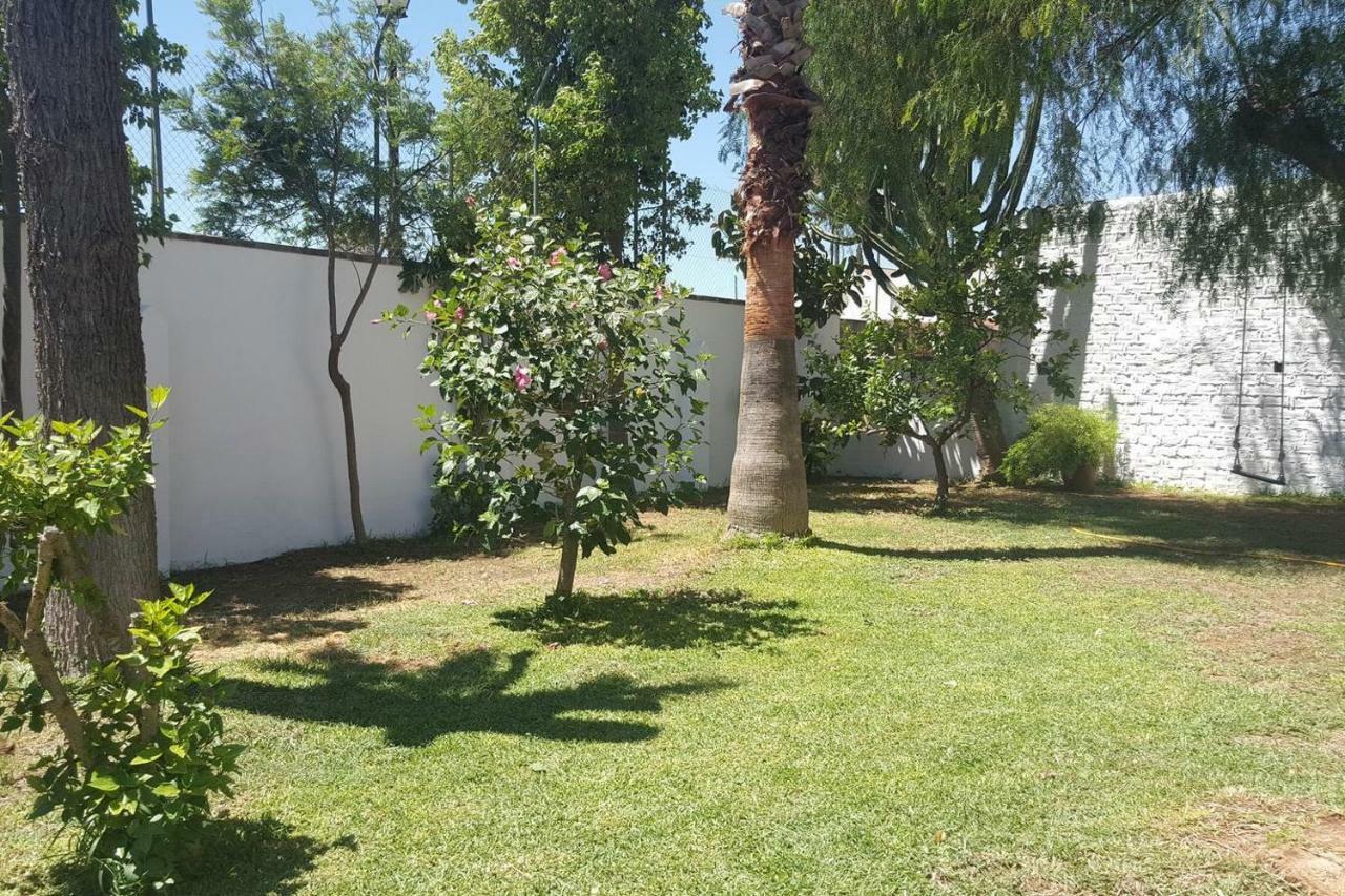 Villa Del Manzano Villanueva del Ariscal Exterior photo